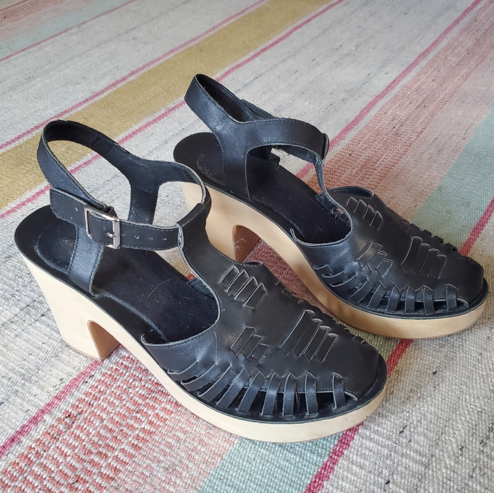 Miss L Fire Black Leather and Wood Platform Huarache Sandals